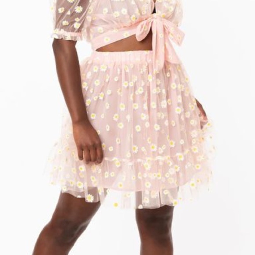 Smak parlor light pink & daisy tulle skirt